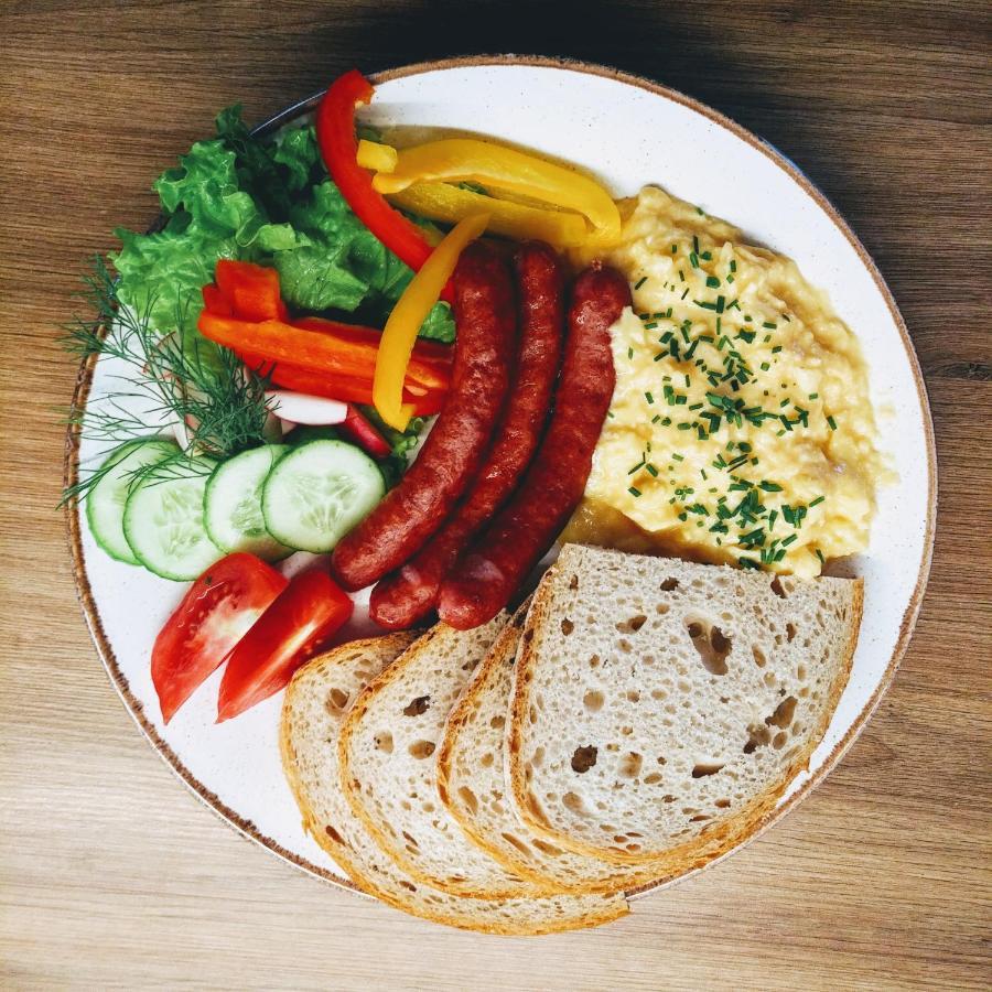 Karczma-Koszwice Bed & Breakfast Екстериор снимка