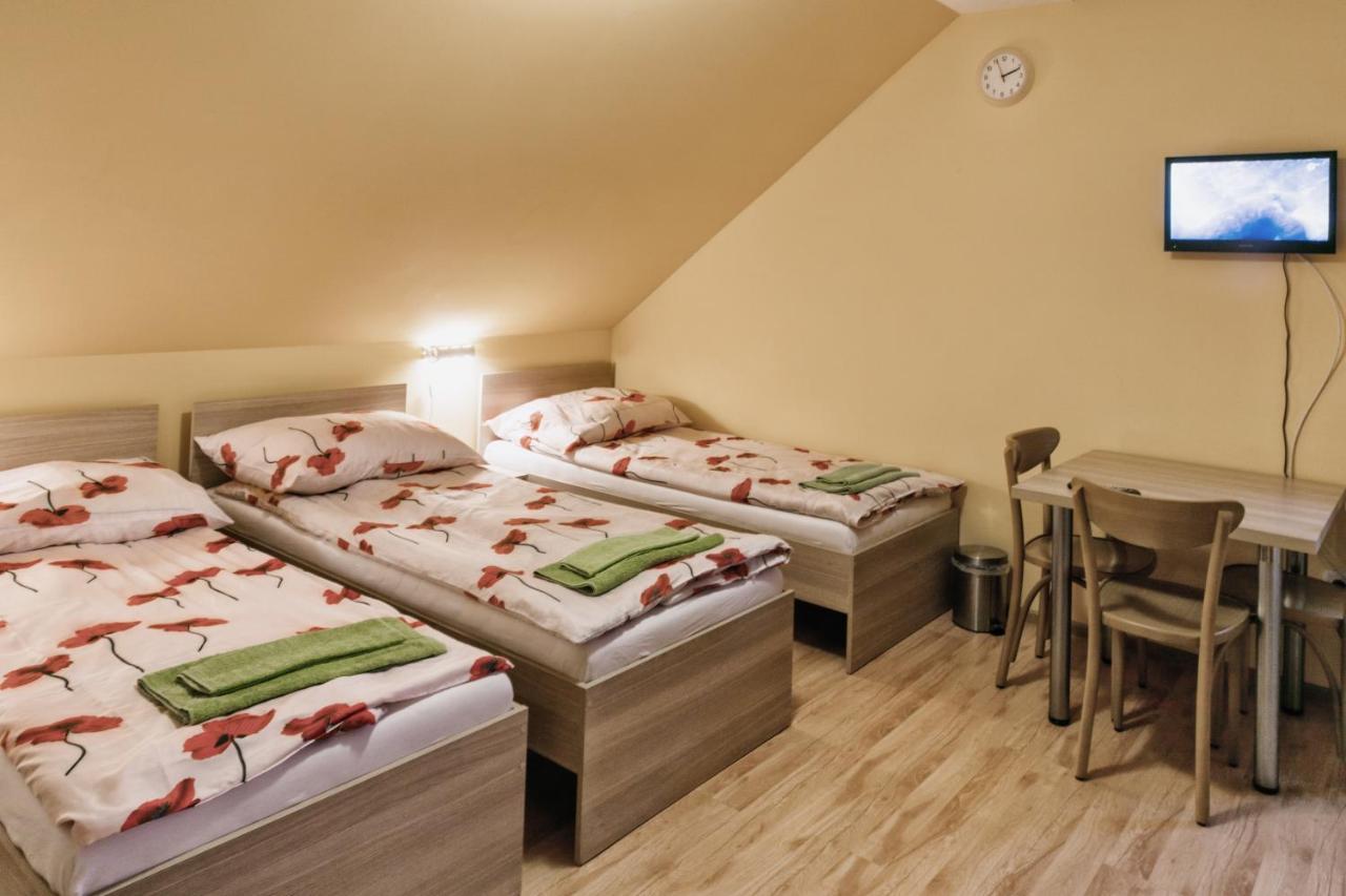 Karczma-Koszwice Bed & Breakfast Екстериор снимка