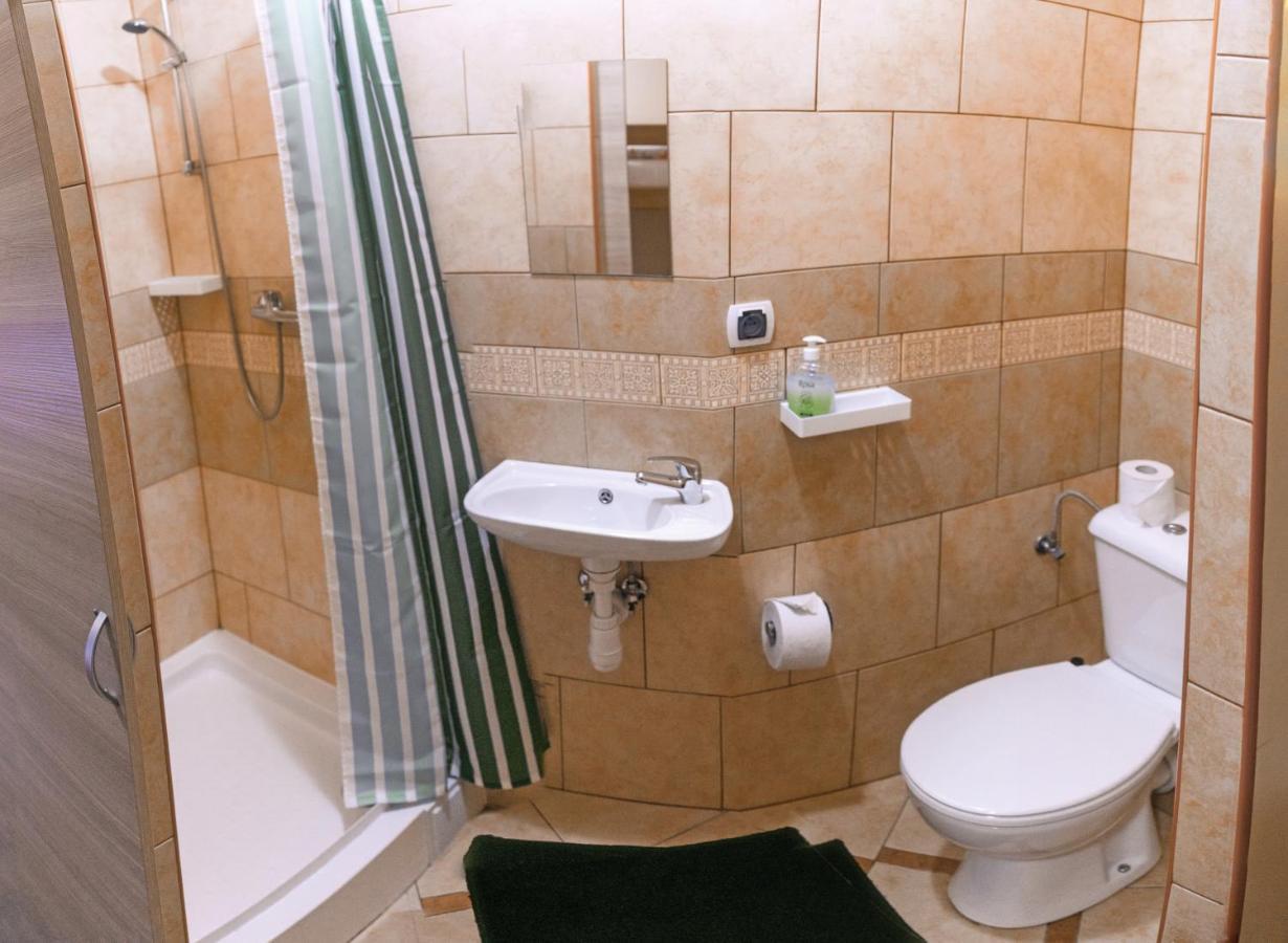Karczma-Koszwice Bed & Breakfast Екстериор снимка